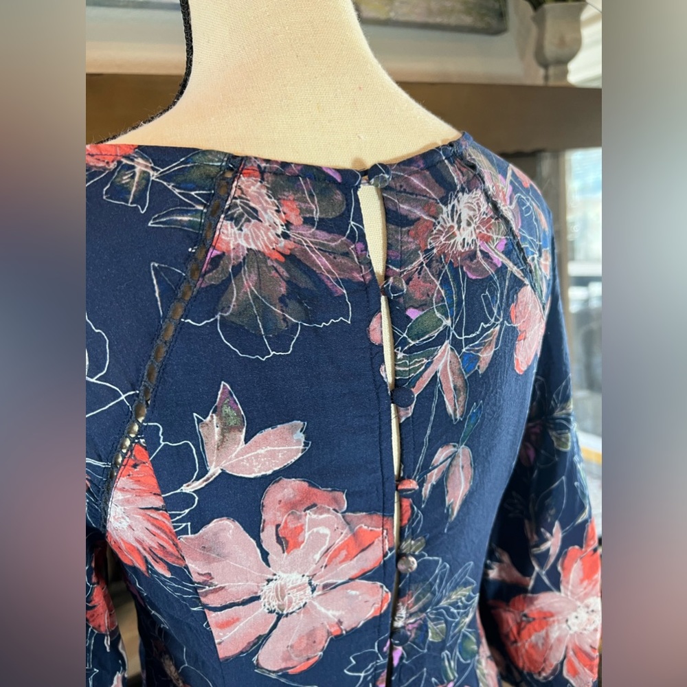#153 Free People Navy Floral Long Sleeves Mini Dress Vneck Bell Sleeve Size 2 - Picture 6 of 7